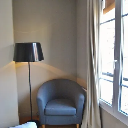 1 Separated Bedroom Montmartre