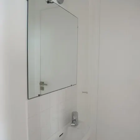 1 Separated Bedroom Montmartre Appartamento Parigi